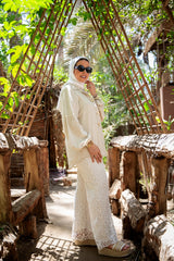 Vibey Blouse