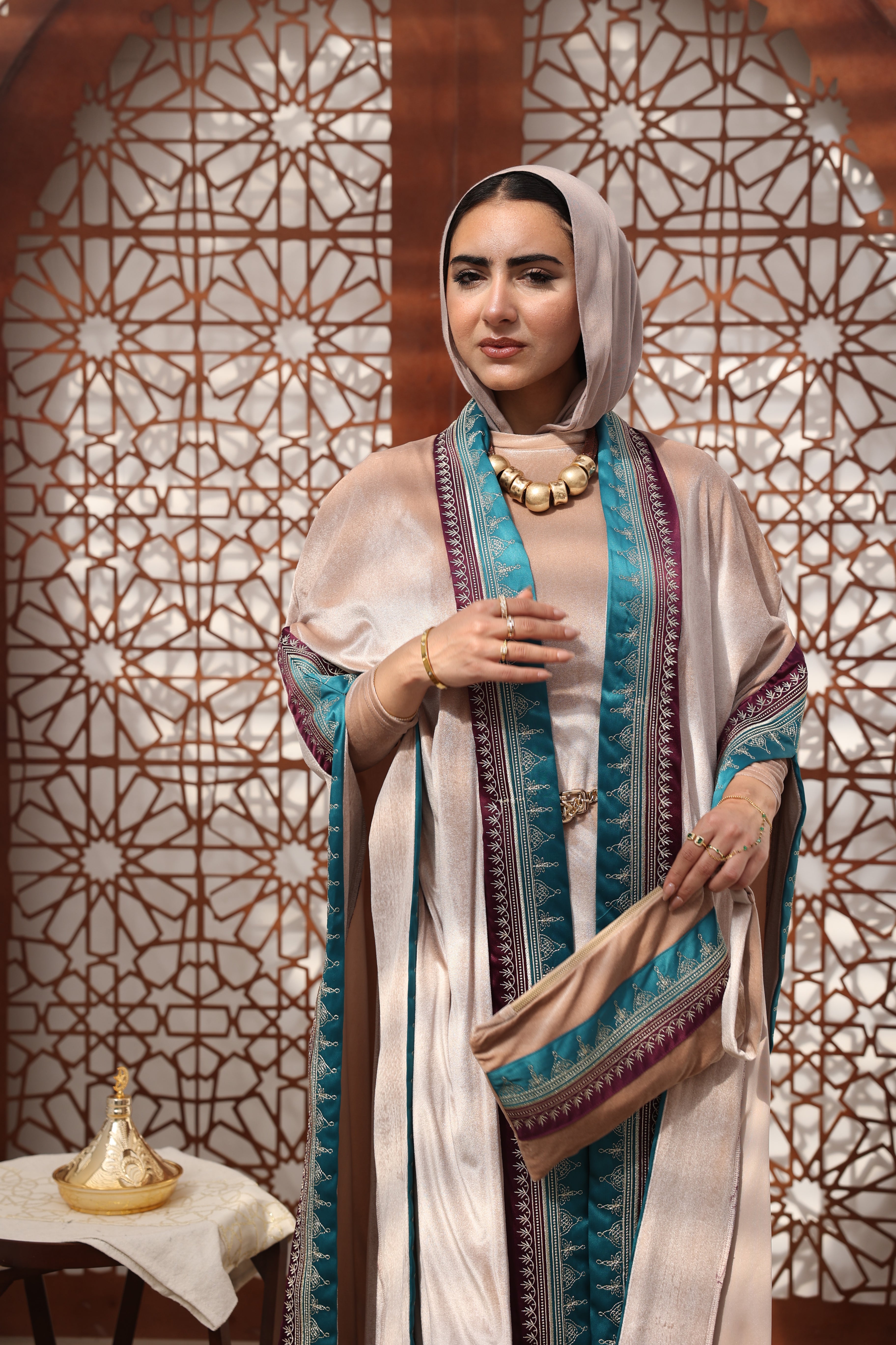 FAYROUZ Clutch