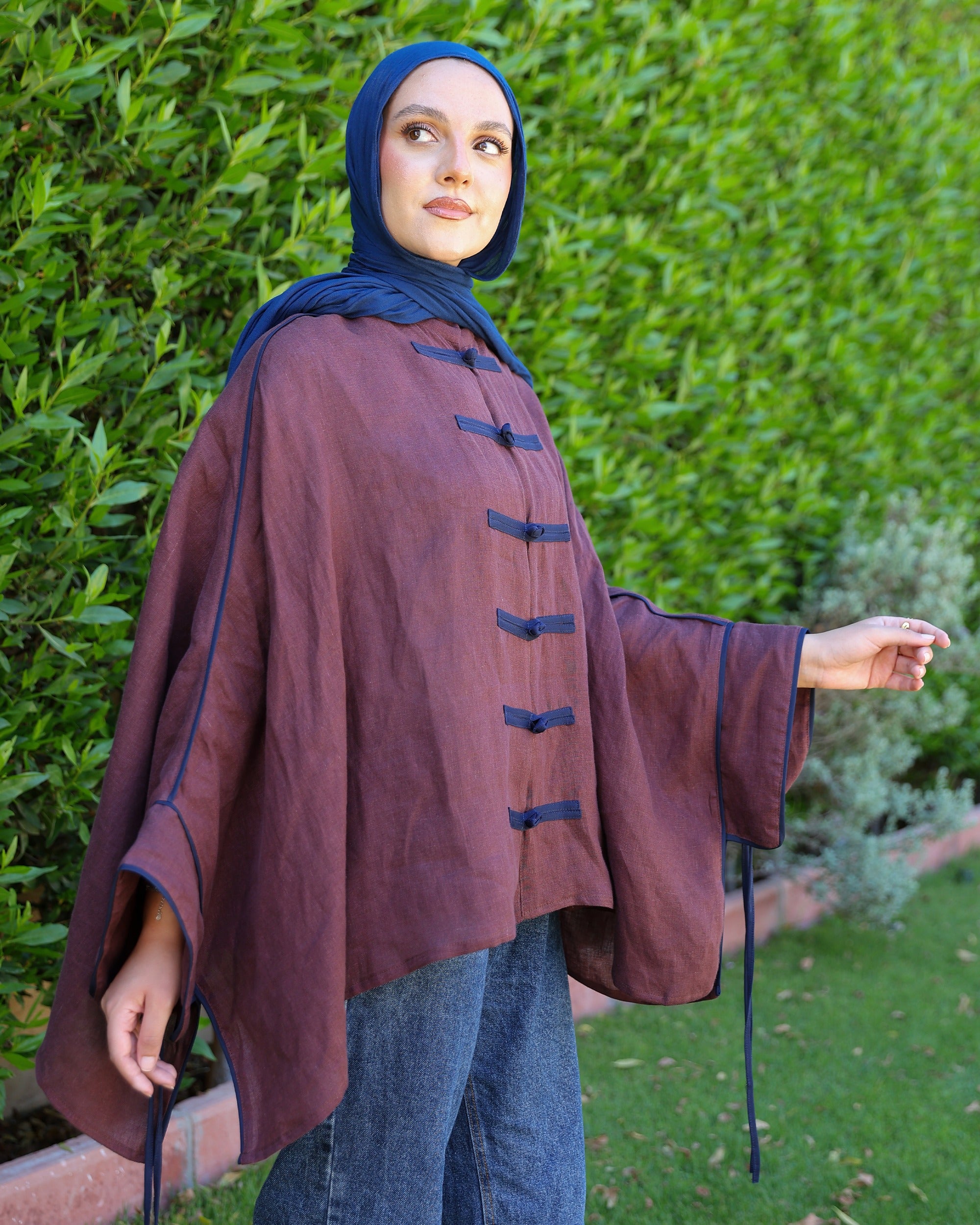 Banfseg Chinese Linen Blouse - Burgundy - Standing